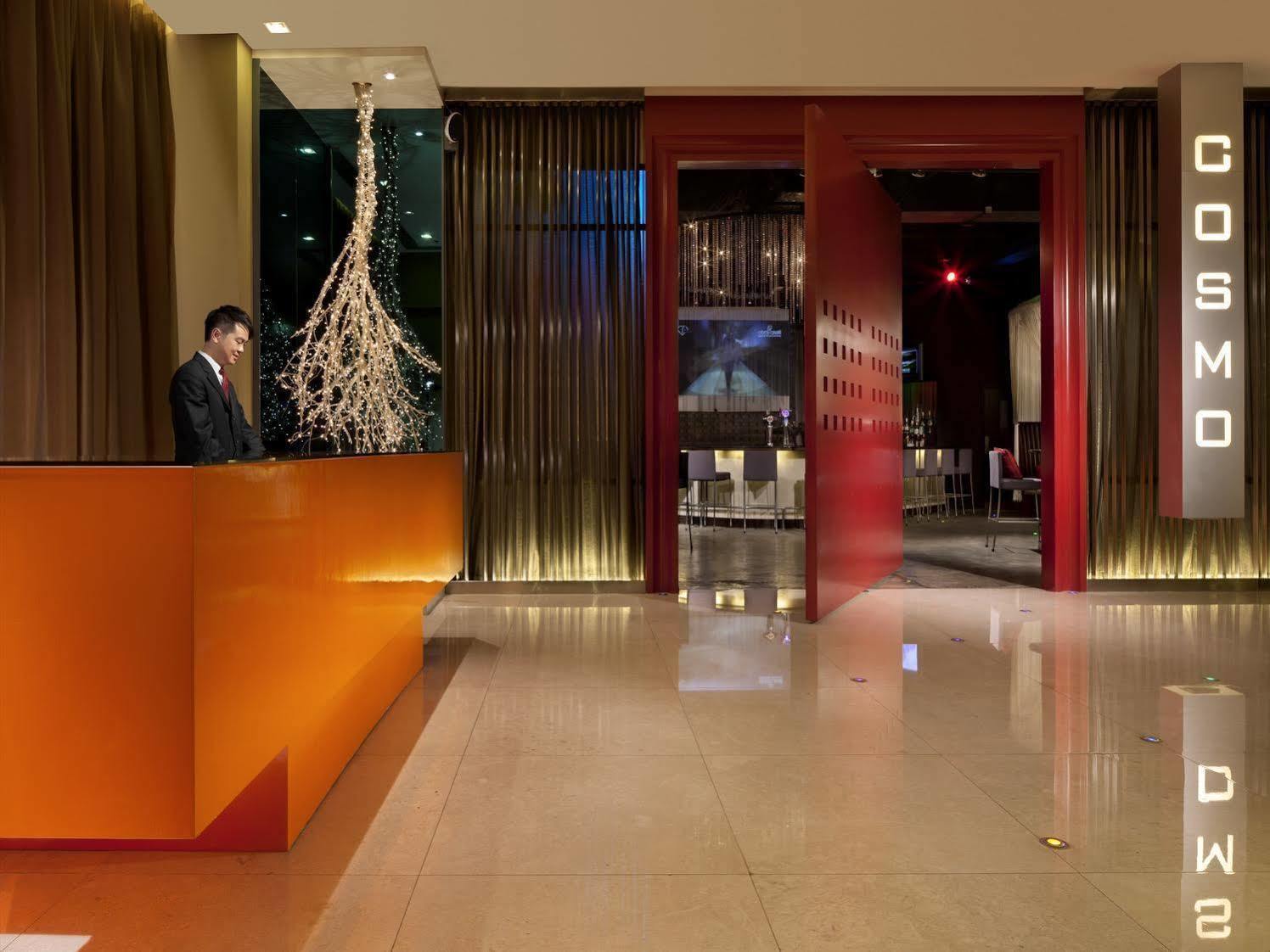 Cosmo Hotel Hong Kong Interior photo